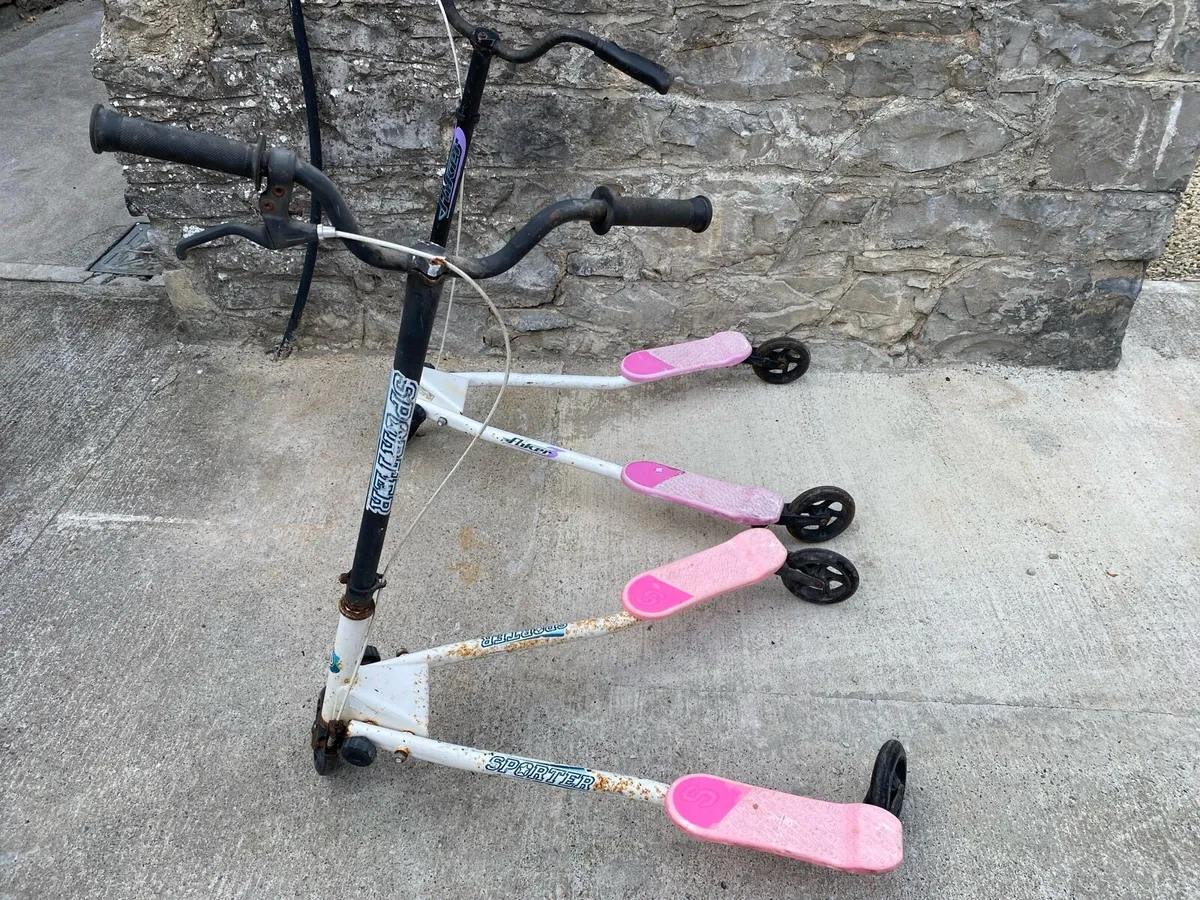 Flicker x 2 - Image 1