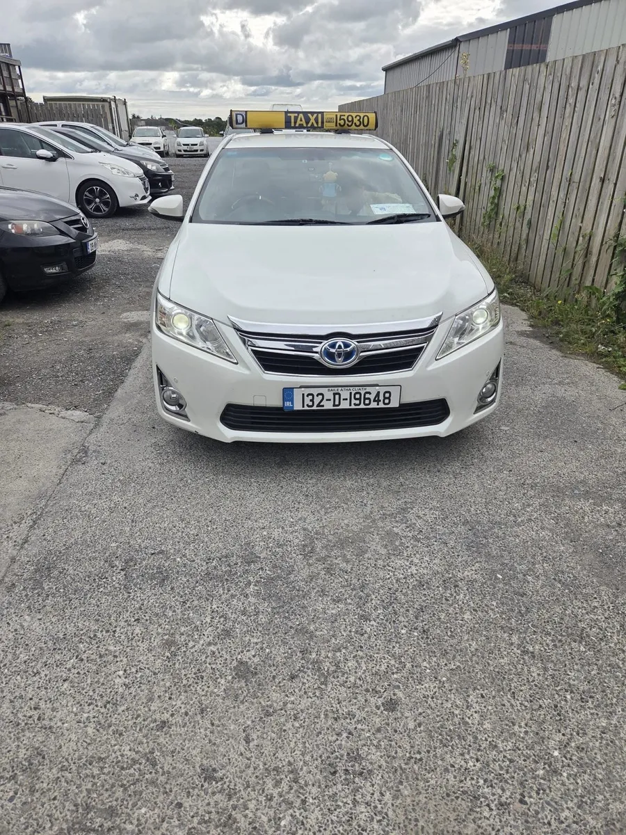 Toyota Camry 2.5 Hybrid