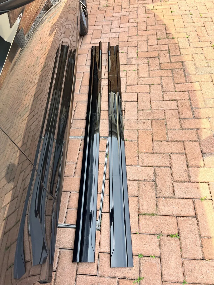 BMW Side Skirts - Image 1