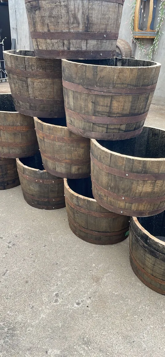 Whiskey barrels - Image 3