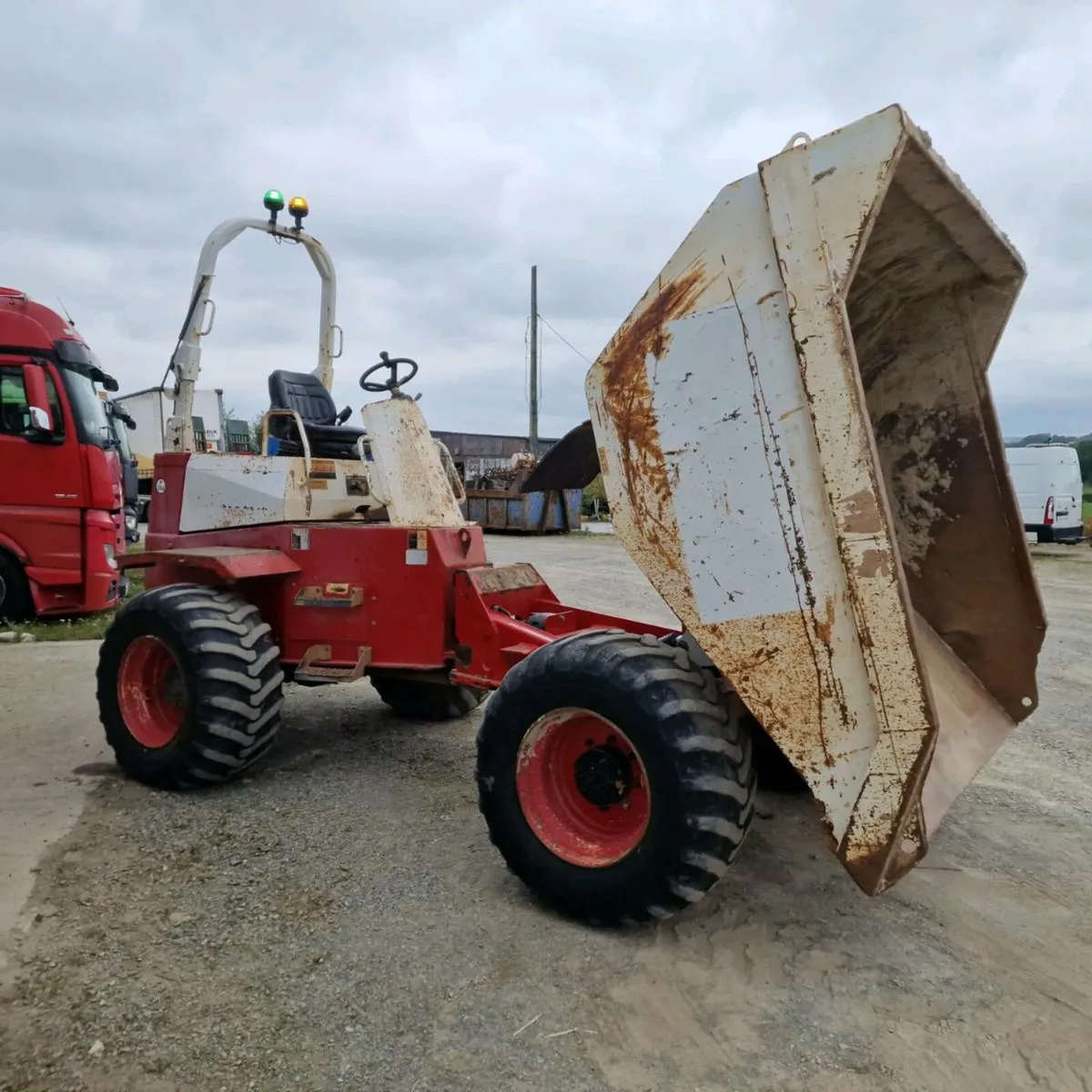 Thwaites 9 ton , 2015 - Image 3
