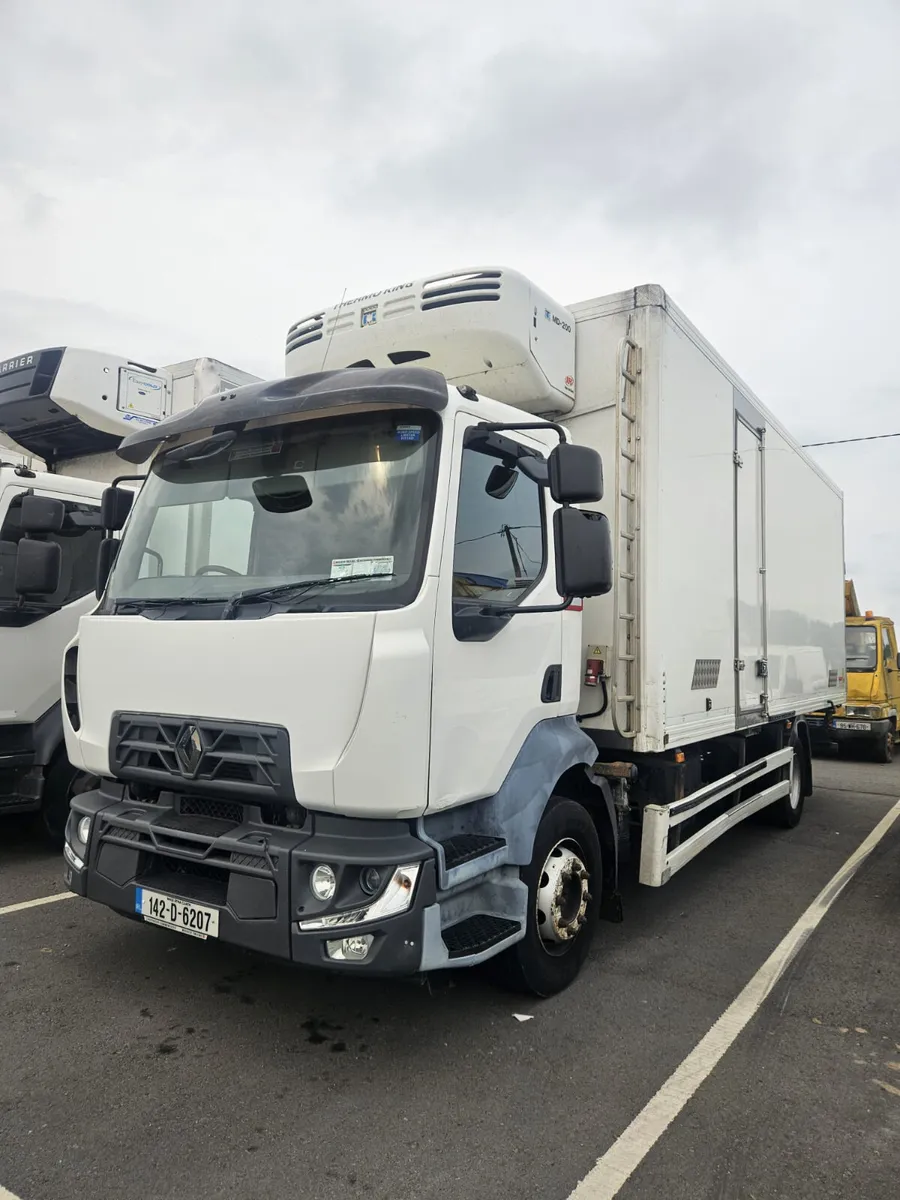 Renault D12 2014 ThermoKing 21ft Fridge Body - Image 1