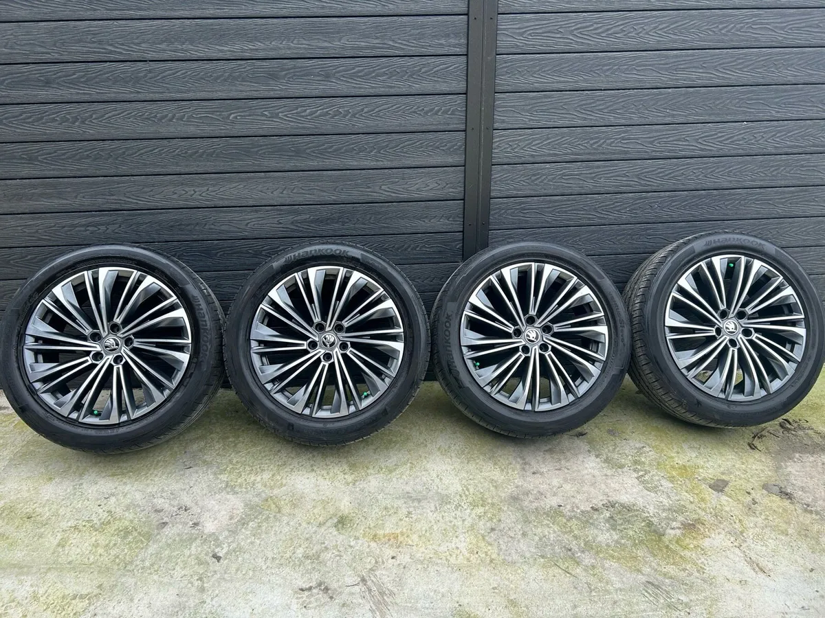 19” GENUINE SKODA KODIAQ ALLOY WHEELS & TYRES - Image 2