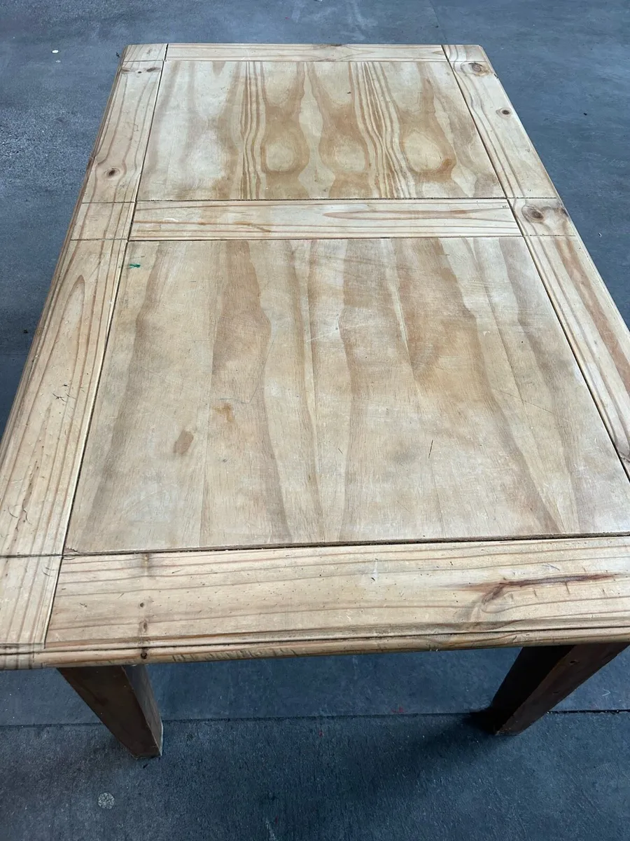 Kitchen Table - Image 2