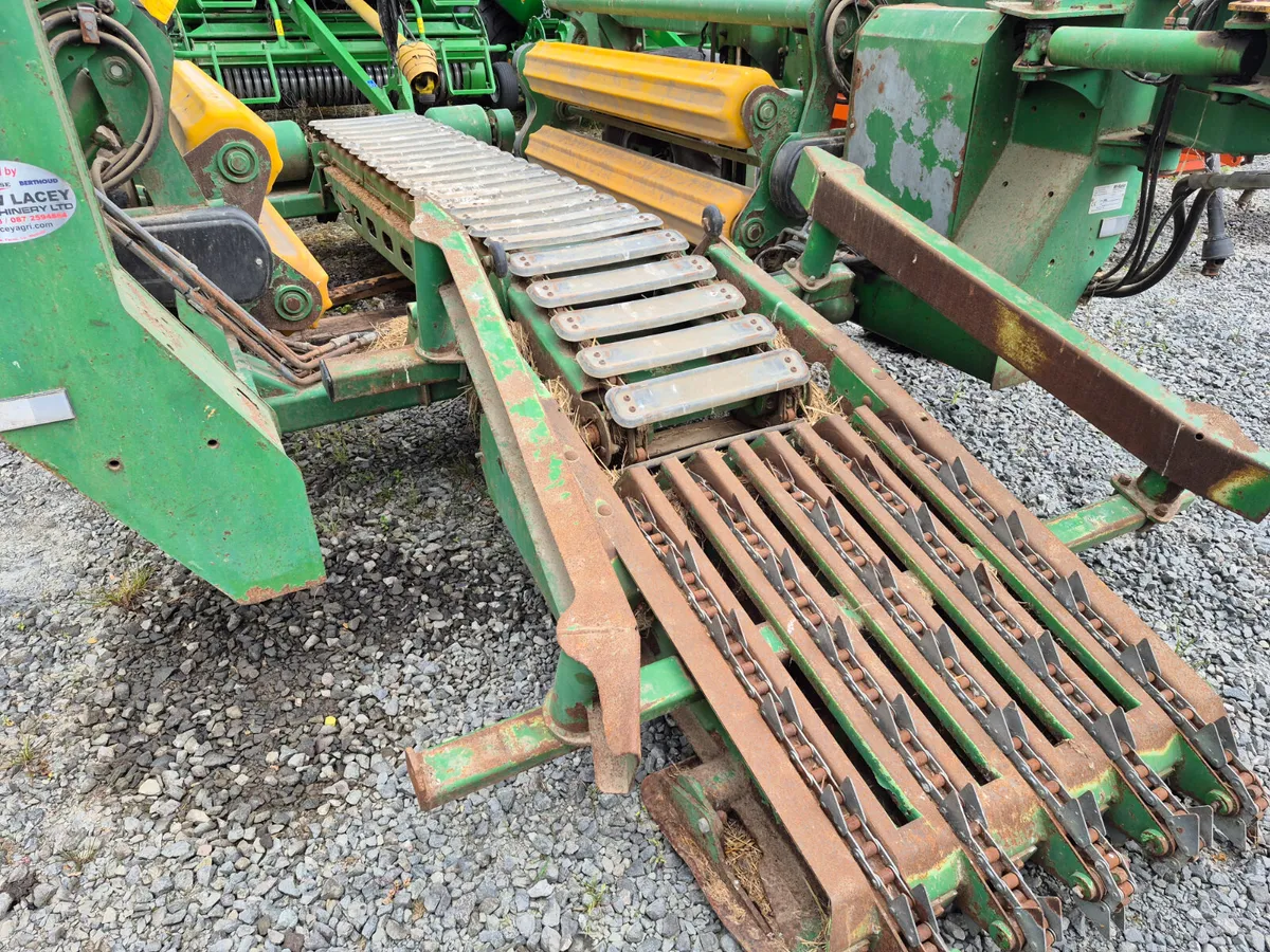 2000 McHale 998 - Image 2