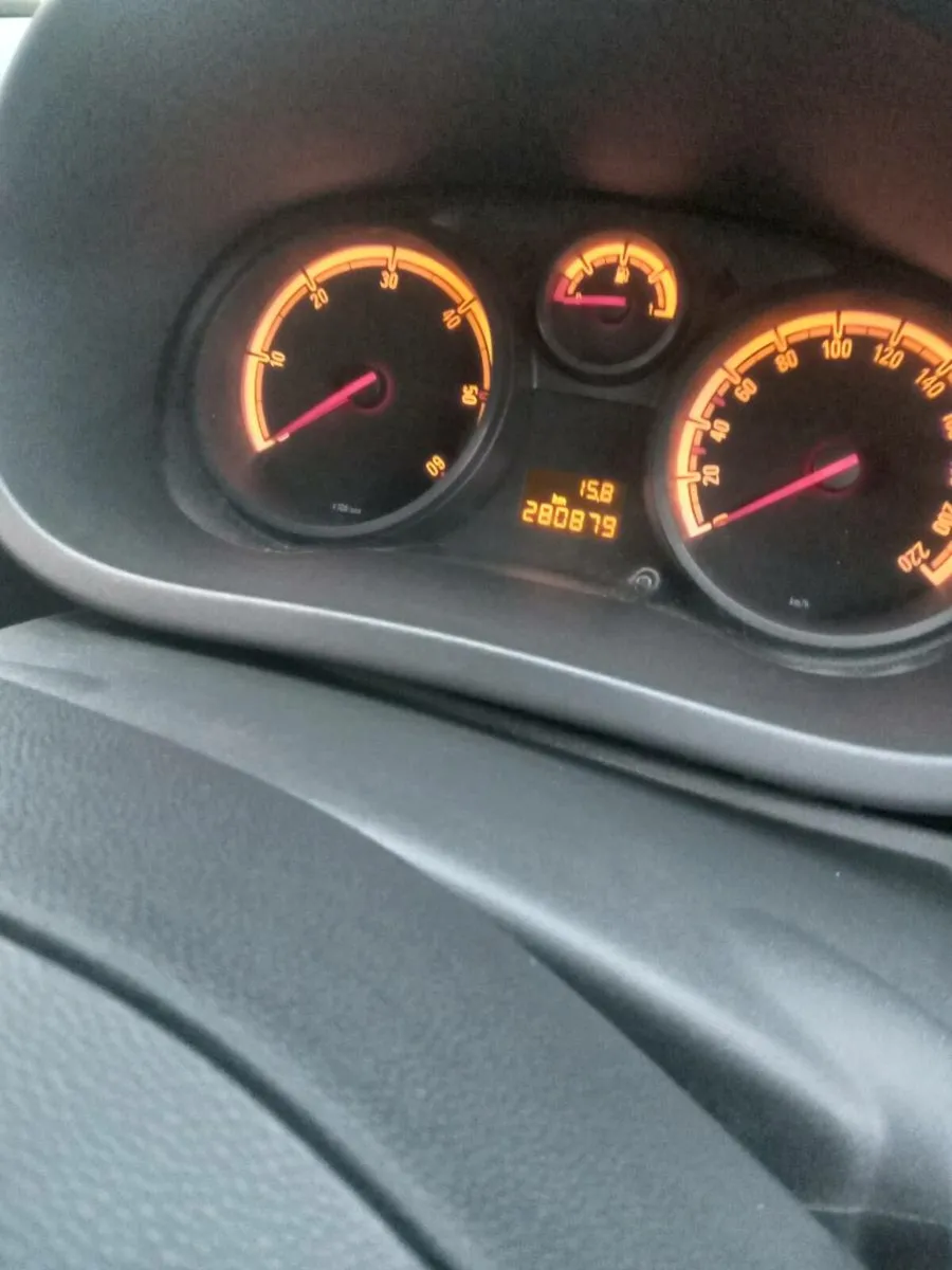 Opal corsa van 1.2 diesel with test - Image 3