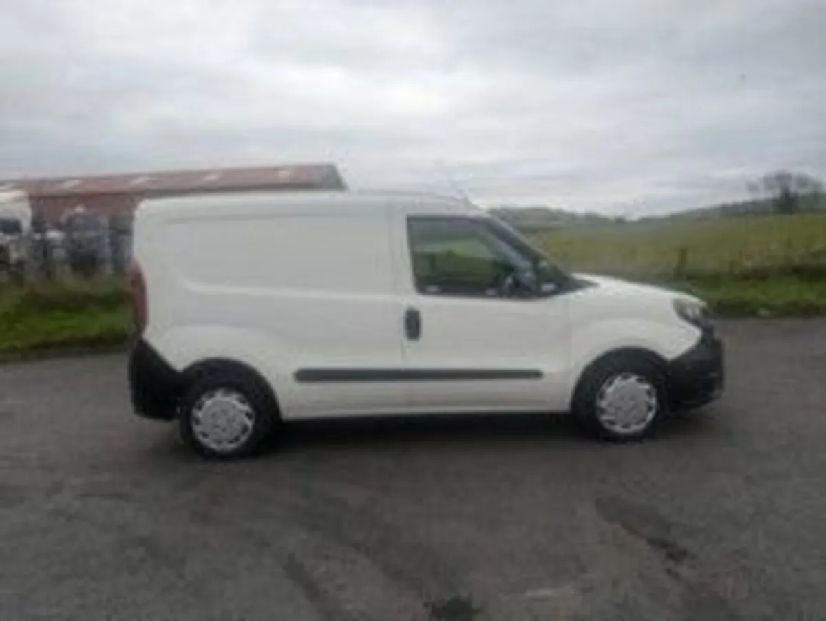 2019 Fiat Doblo 1.3 diesel  82345 miles - Image 4