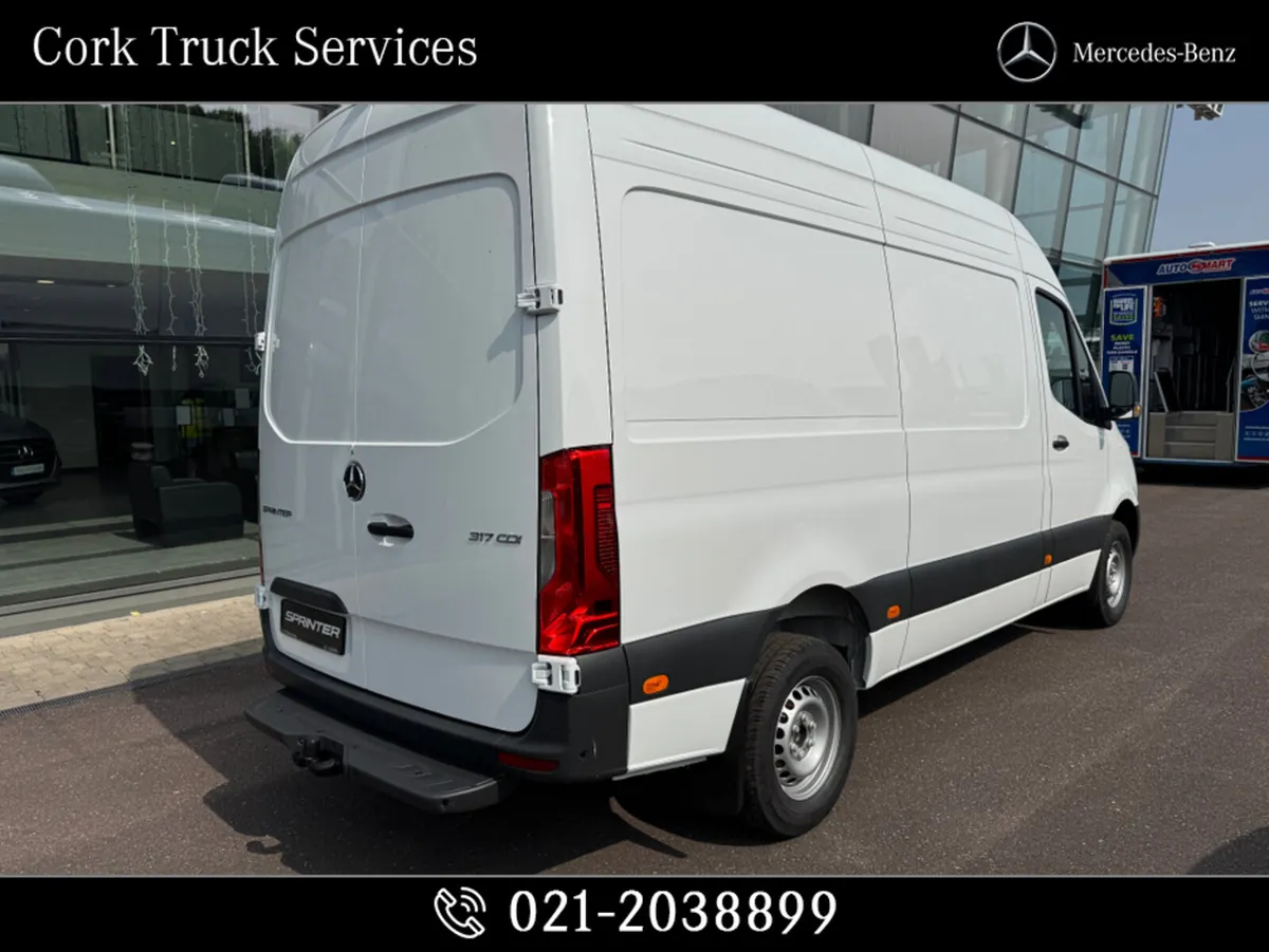 Mercedes-Benz Sprinter 317.36 Select Automatic - Image 4