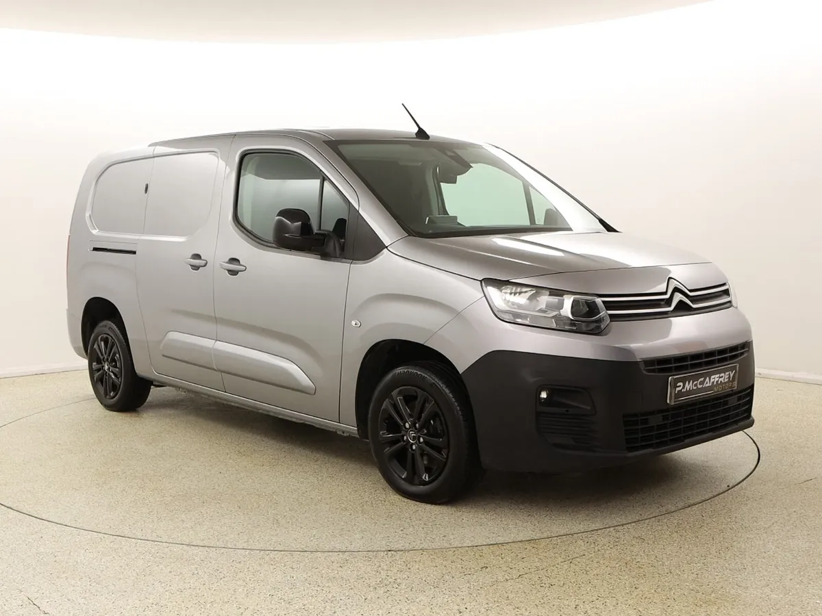 2022 Citroen Berlingo 1.5 HDI Driver LWB High Spec - Image 1