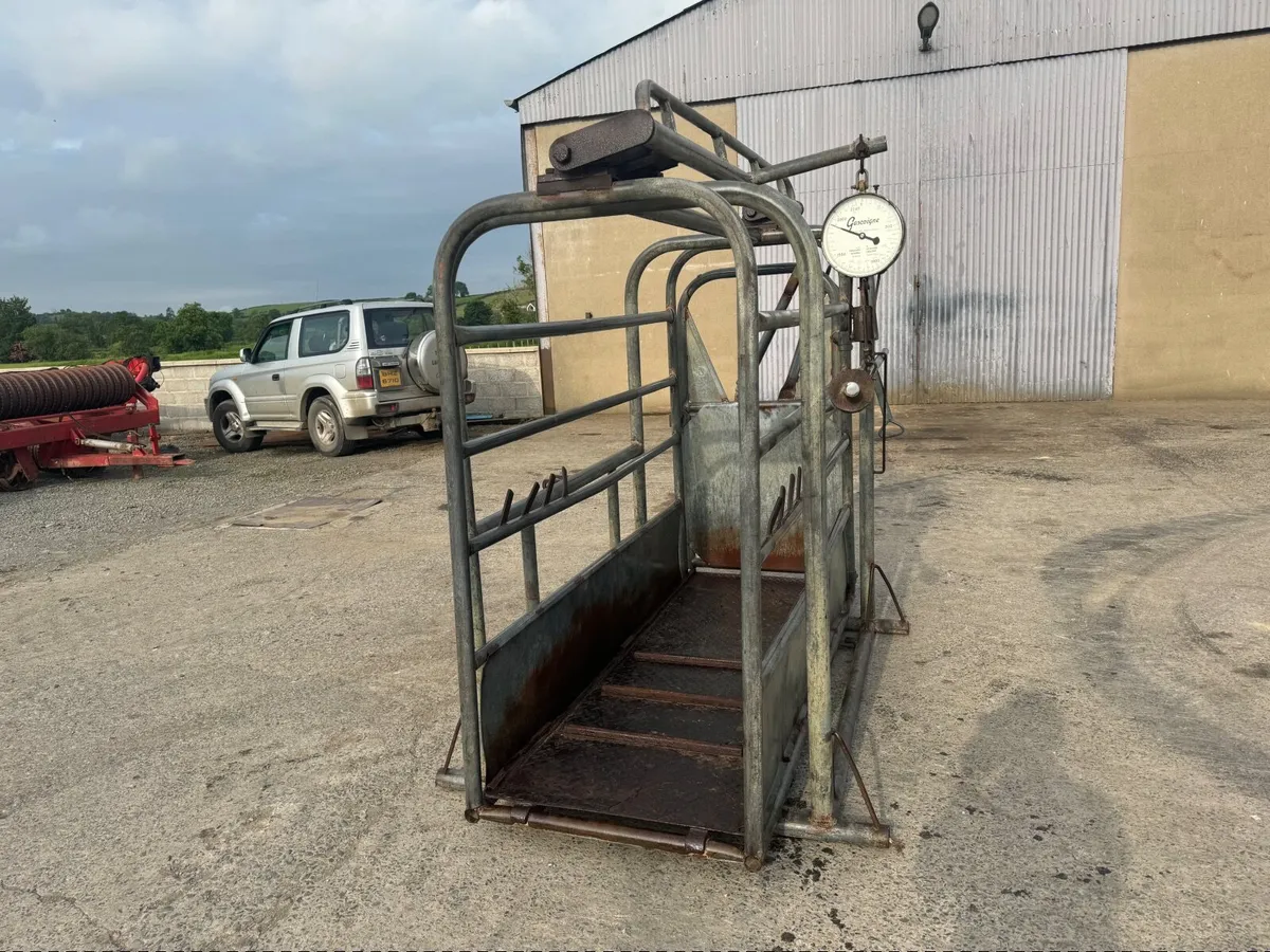 Farm machinery - Image 1