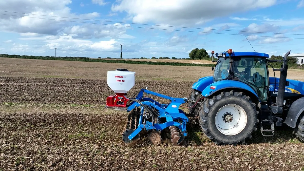 Stocks Ag Seeder & Slug Pellet Applicator - Image 4