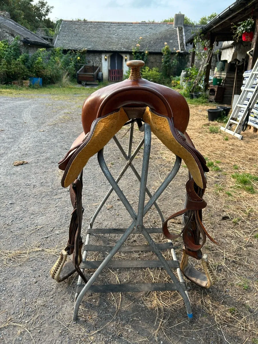 Western Saddle - Image 2