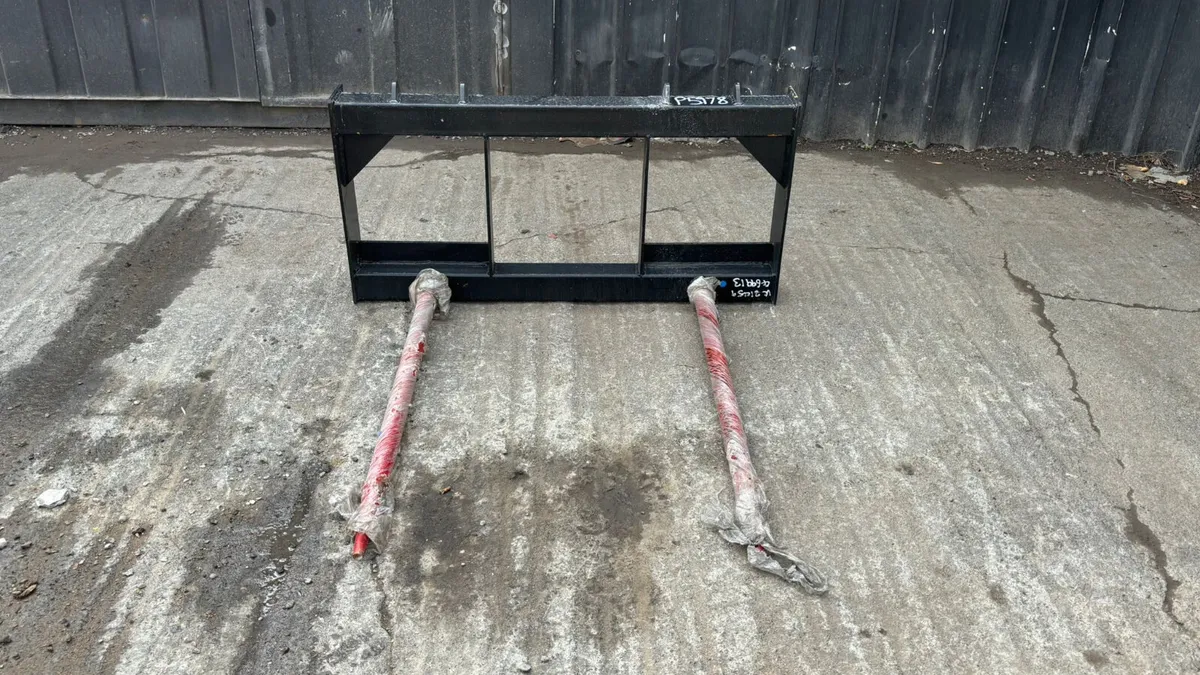 Bale Fork – to suit Skidsteer Loader - Image 2