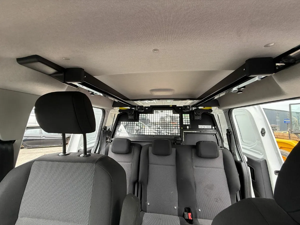 2022 BERLINGO / PARTNER REAR SEATS - Image 4