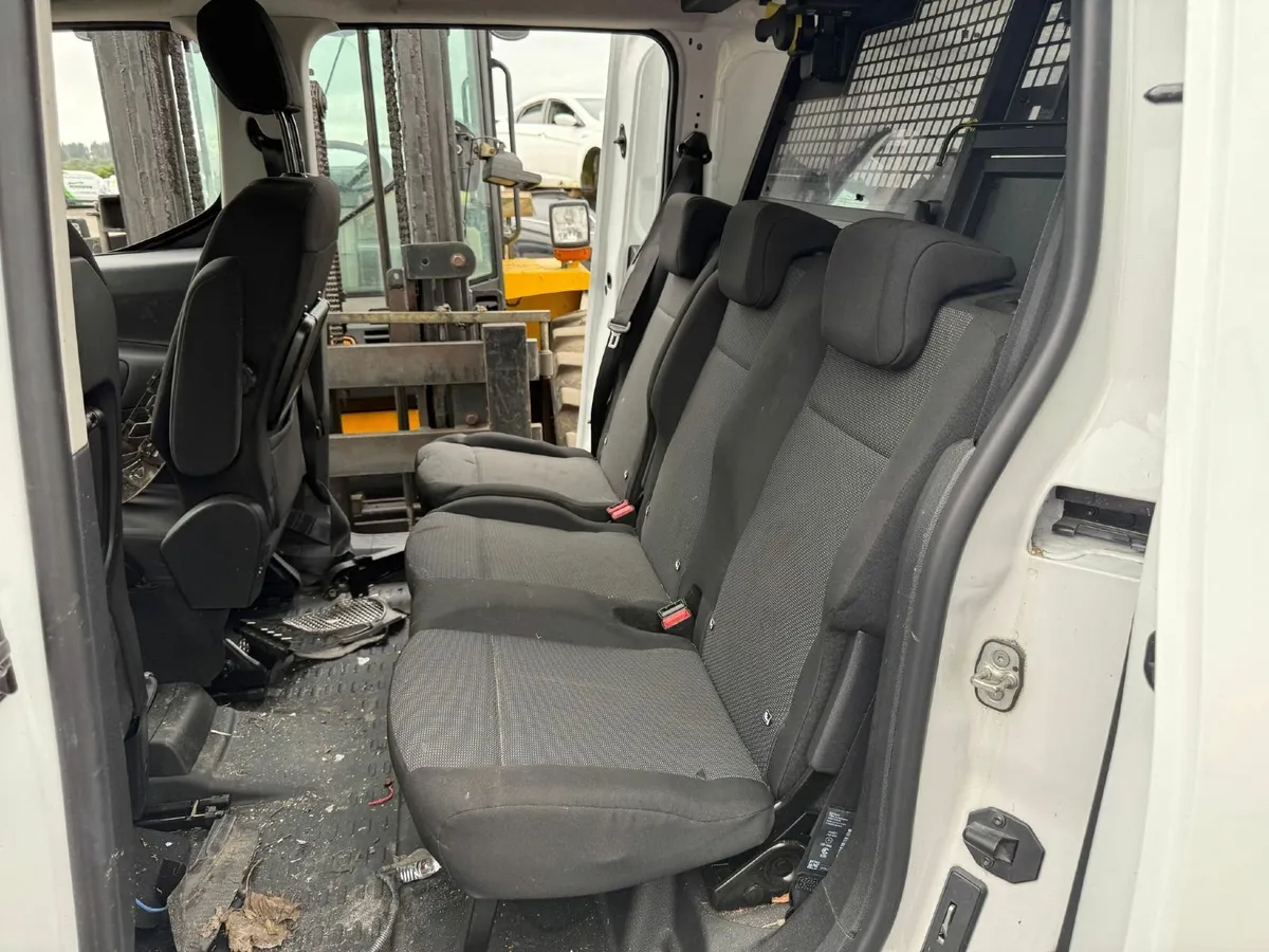 2022 BERLINGO / PARTNER REAR SEATS - Image 1