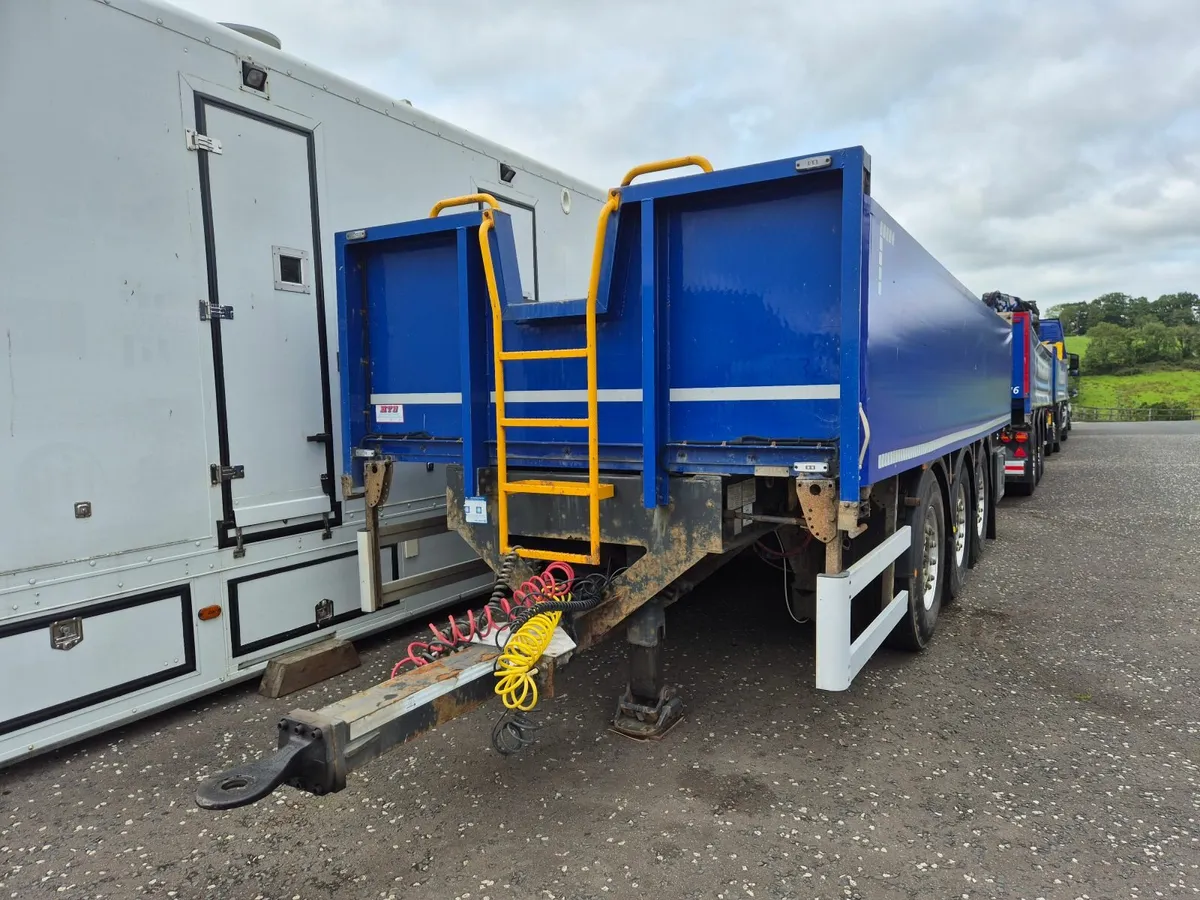 2017 MTE Tri axle 22ft Drawbar trailers - Image 3