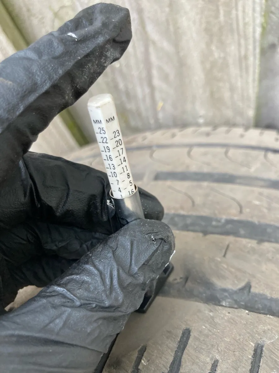 Lot 2 Audi skoda Seat Vw alloys - Image 4