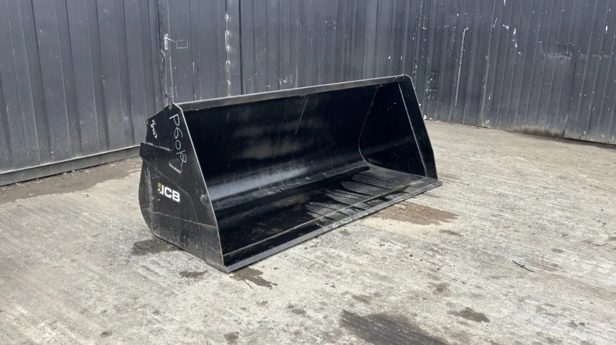 JCB 96" Loading Bucket – to suit Skidsteer Loaders - Image 1