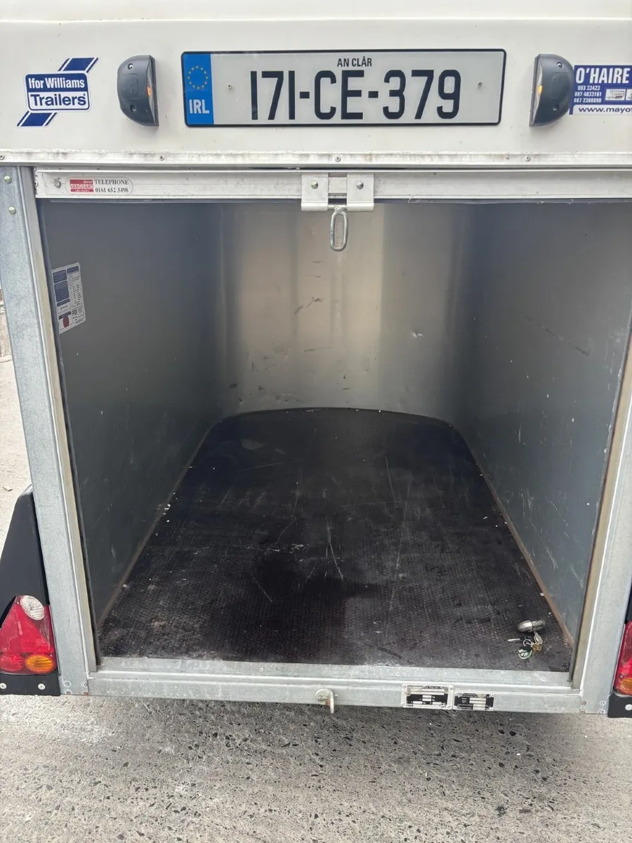 Small Uhaul i4willams trailer - Image 4