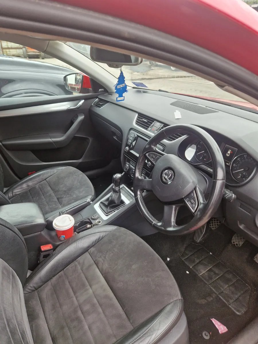 132 Skoda Ovtavia 2.0 TDI for breaking - Image 4
