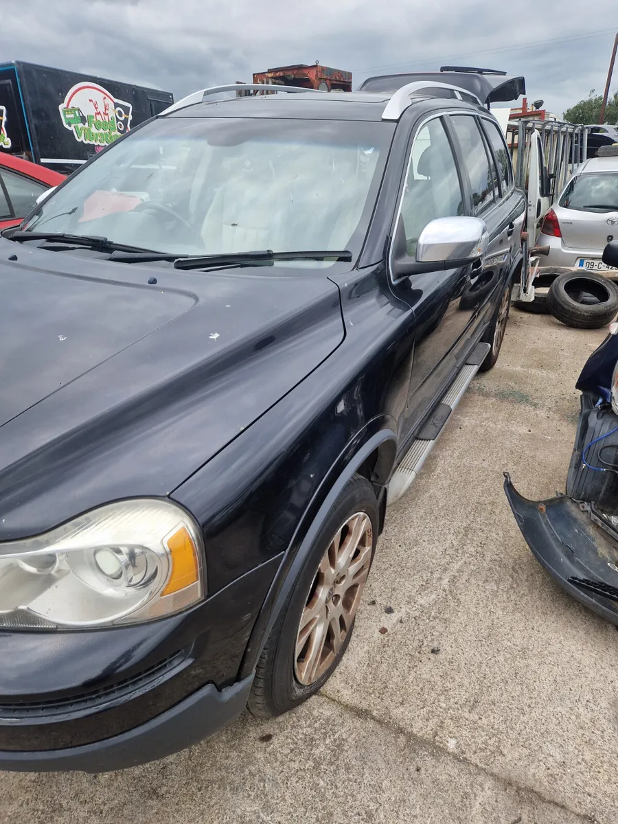 12 Volvo XC90 for breaking - Image 2