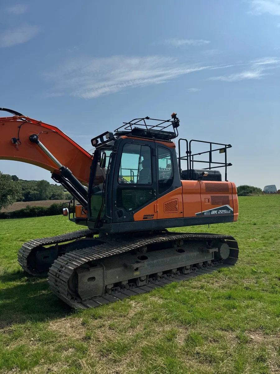 DOOSAN DX225 LC - Image 3