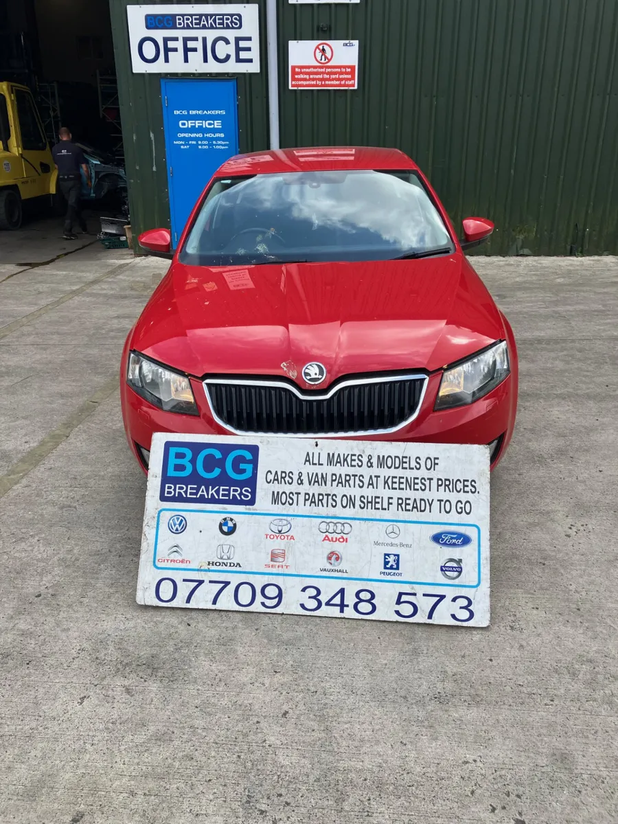 2016 skoda octavia parts breaking