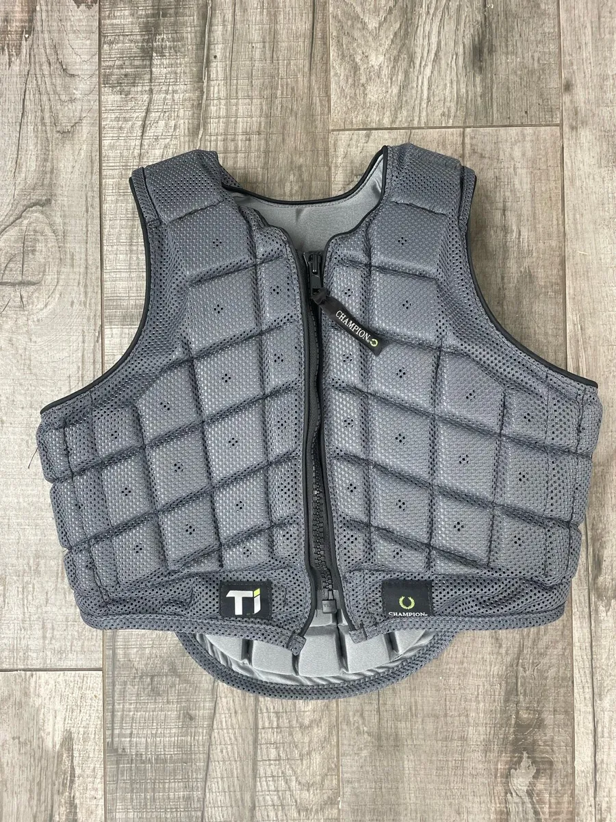 Titanium Ti22 body protector children’s - Image 1