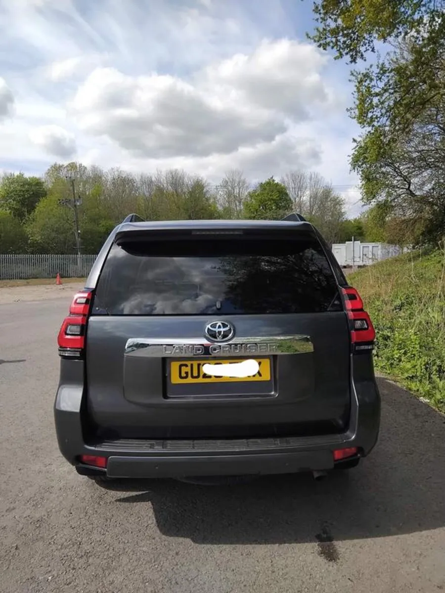 23 Landcruiser Just In For Breaking Full Leather - Image 2
