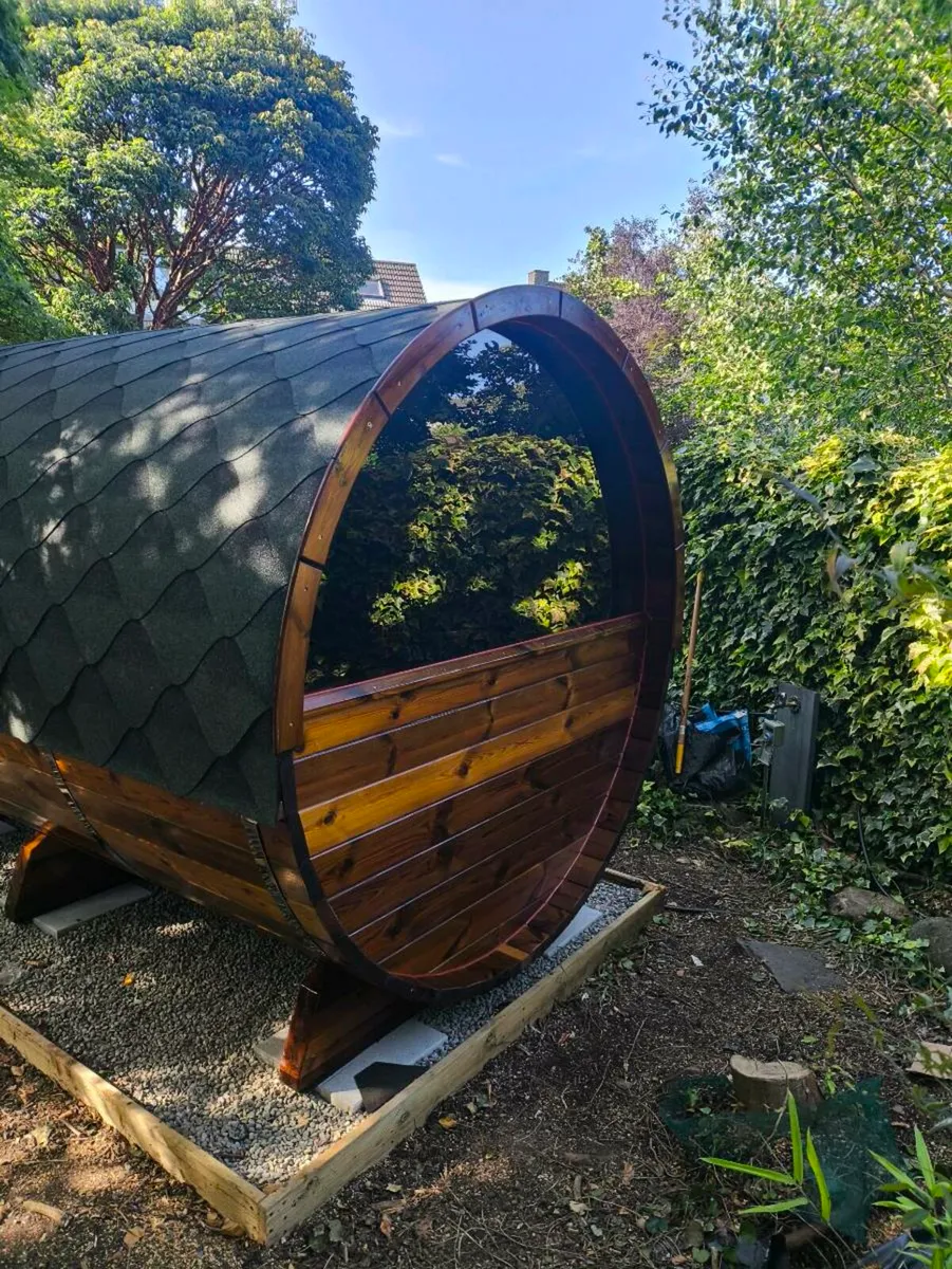 Barrel sauna/hot 🔥 tub - Image 4