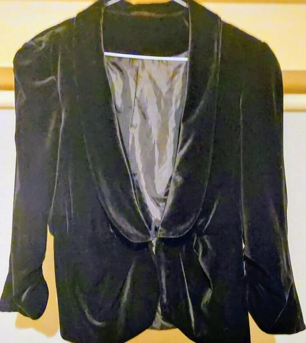 Beautiful Dressy Velvet Jacket - Image 1