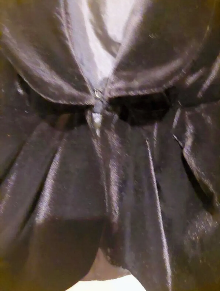 Beautiful Dressy Velvet Jacket - Image 2