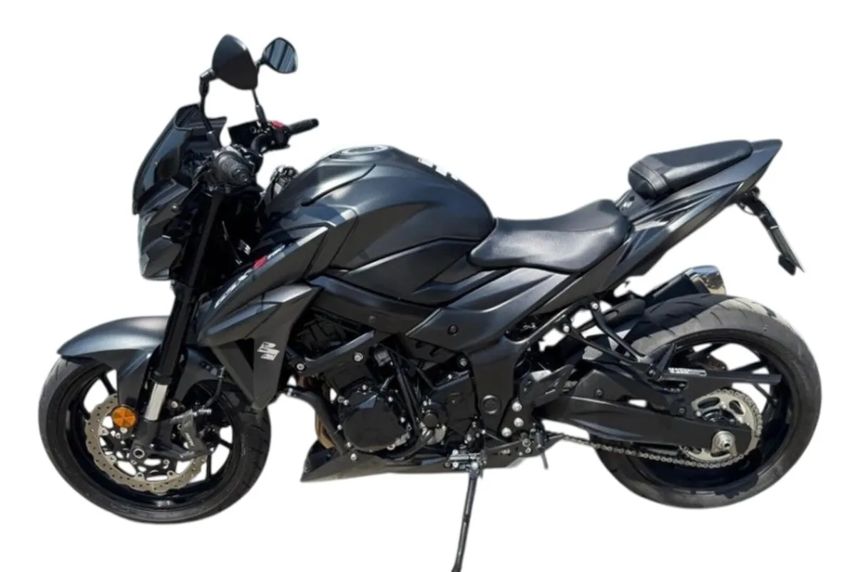 Suzuki GSXS 750 - Image 4