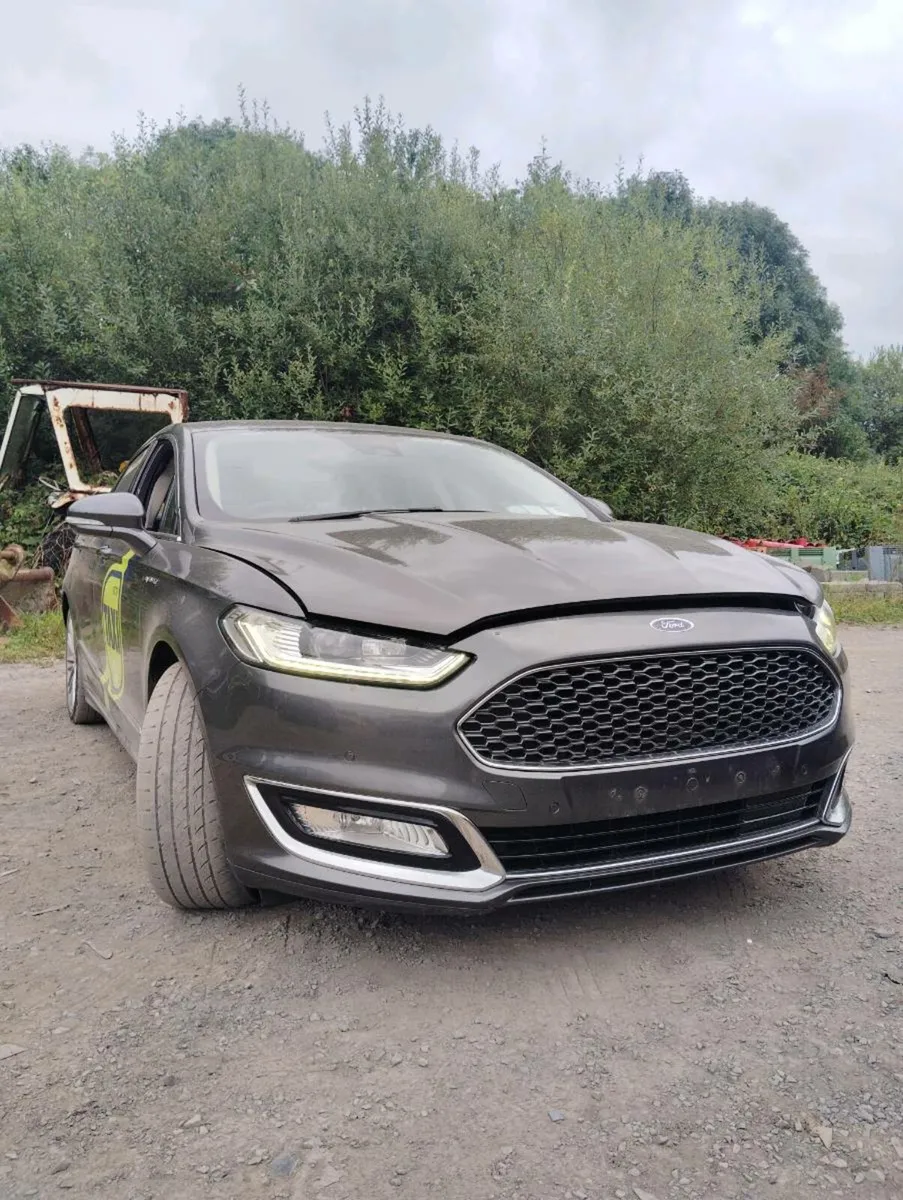 Breaking ford mondeo 2.0 hybrid vignale 2017 - Image 1