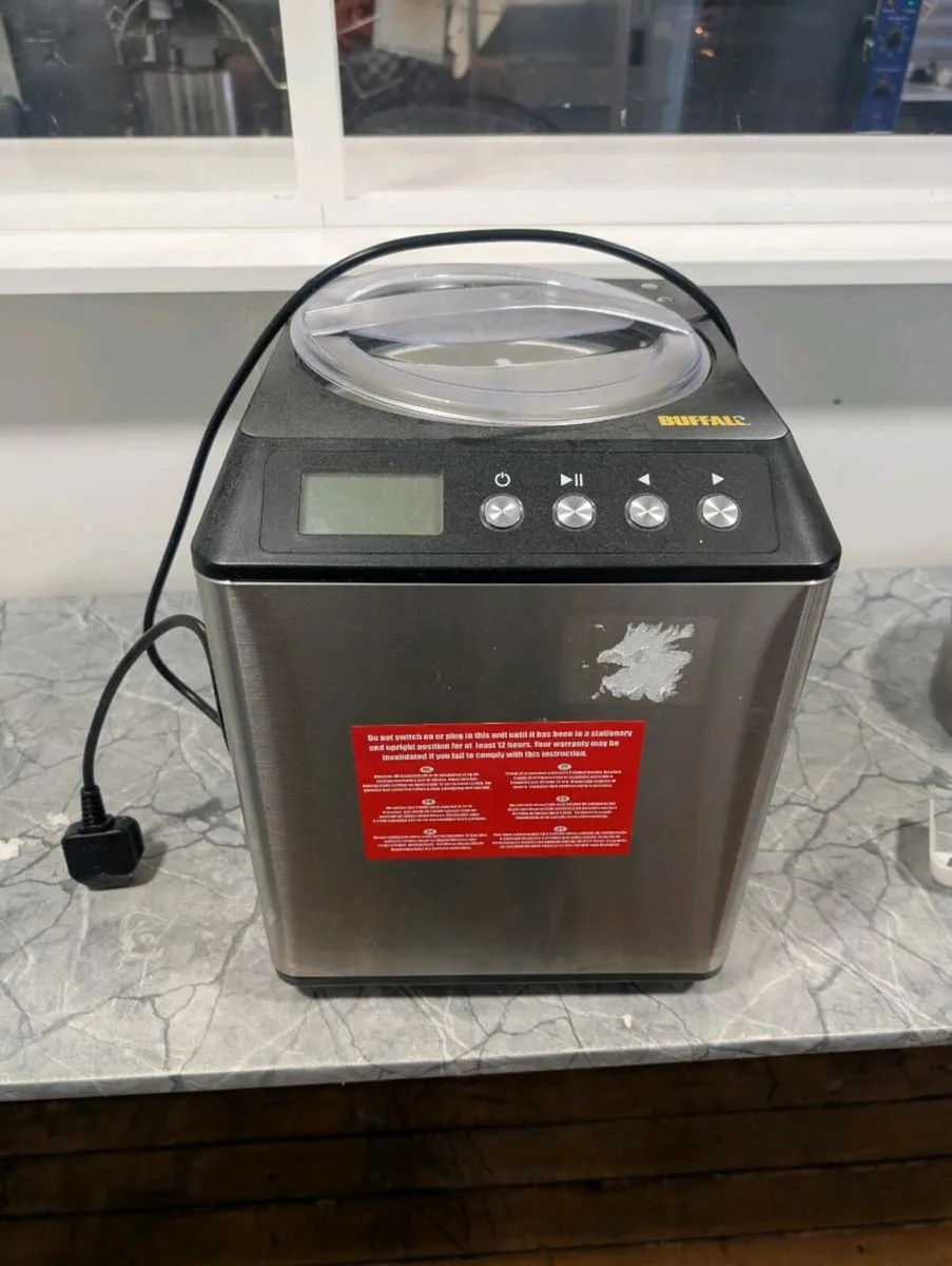 Buffalo 2litre ice cream maker - Image 1