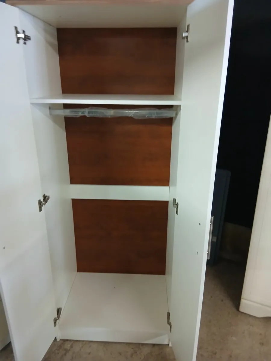 Bedroom set - Image 2