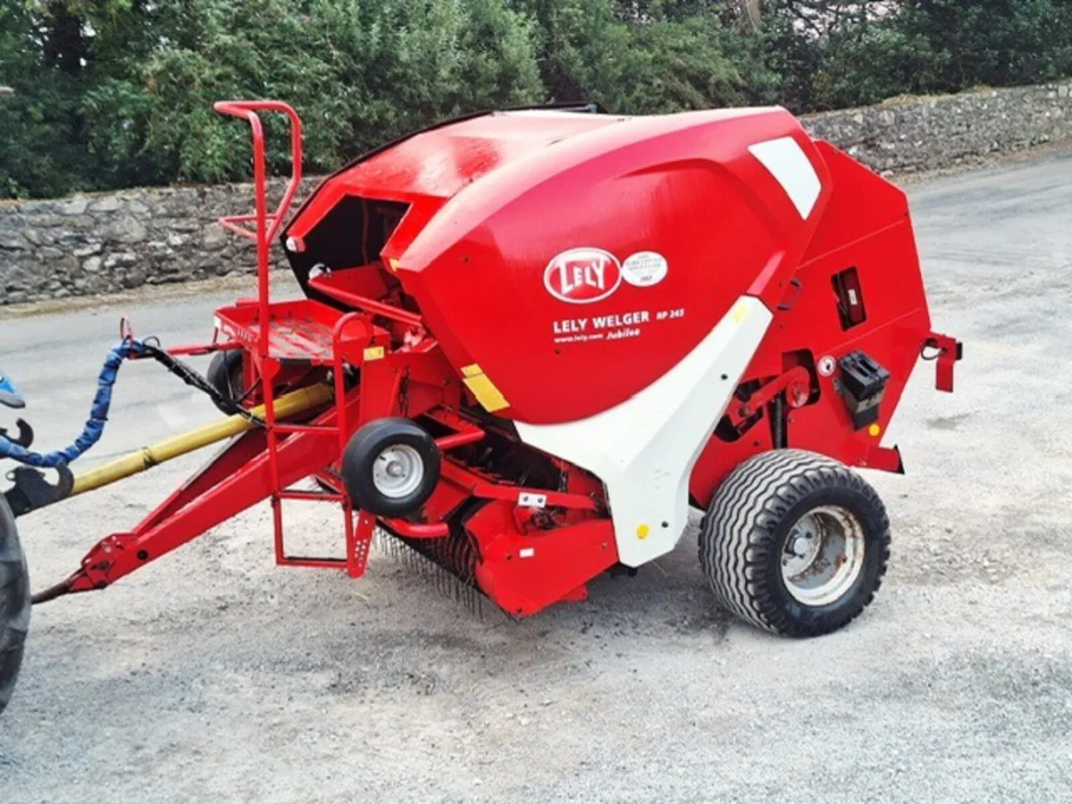 2011 Lely Welger RP245 Jubilee - Image 1