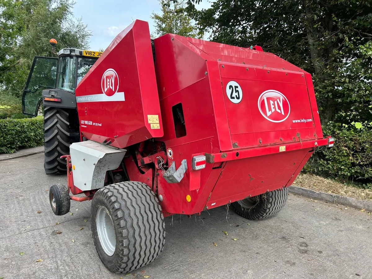 Lely Welger RP235 Round Baler - Image 3