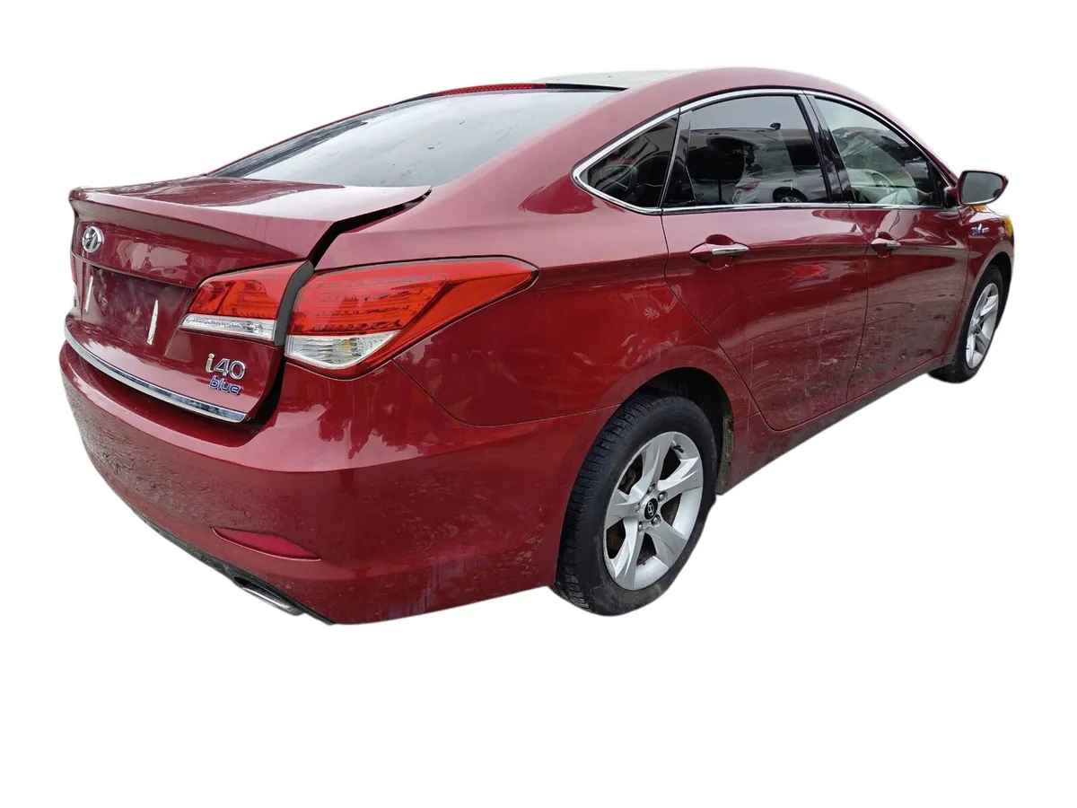 2012 HYUNDAI I40 Breaking/Dismantling - Image 3
