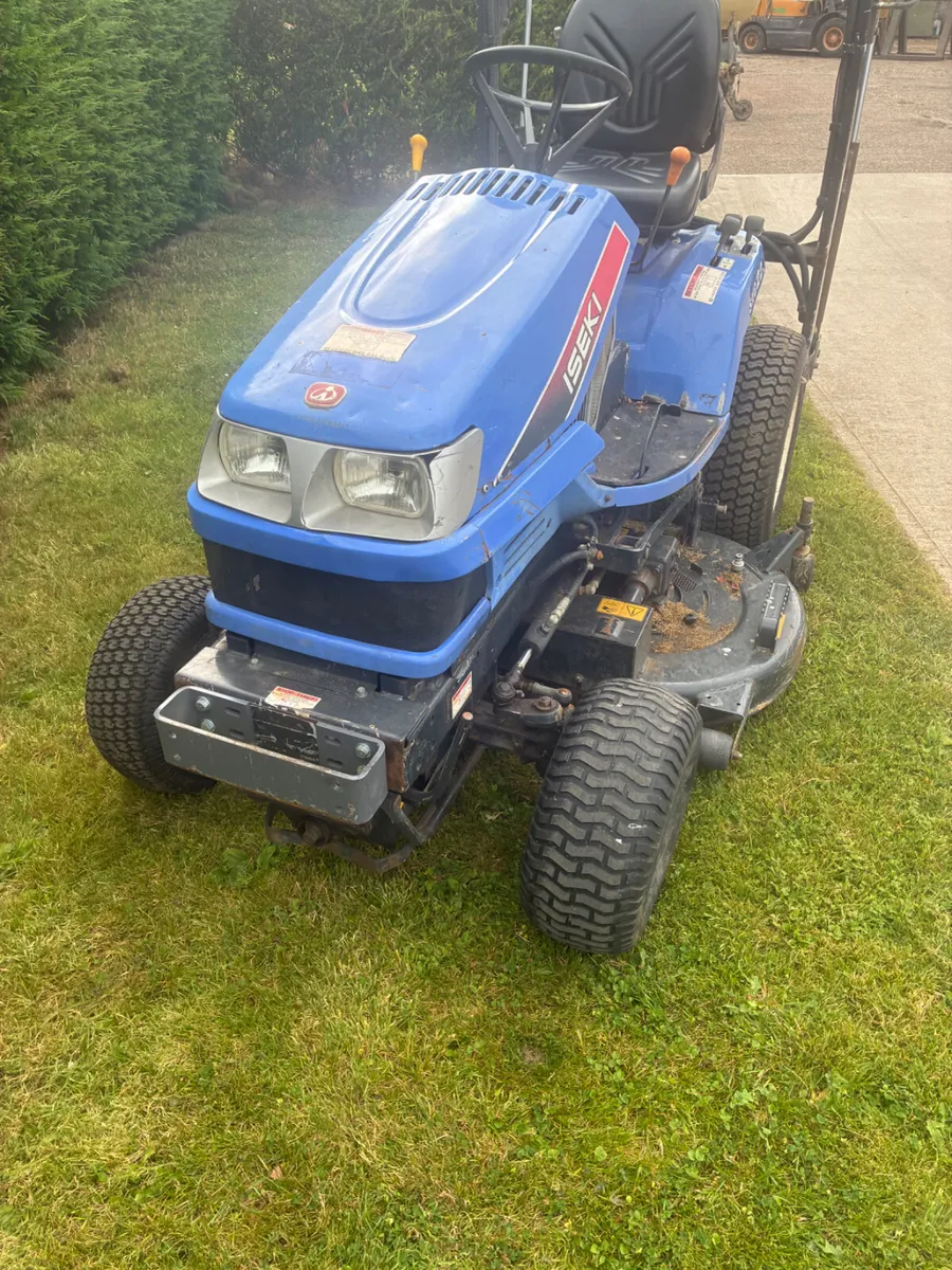 Iseki diesel hi-tip mower - Image 2