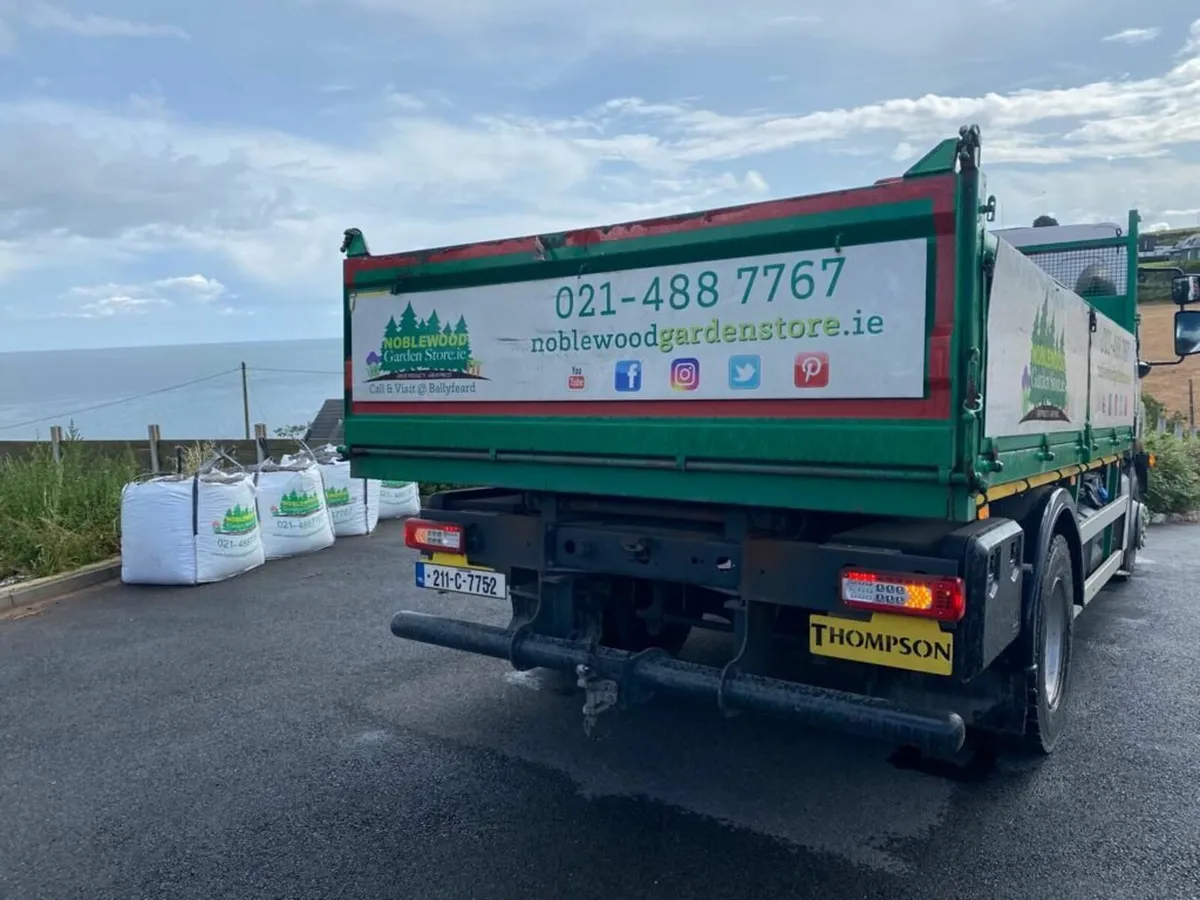 Premium Quality Screened Topsoil - Image 2