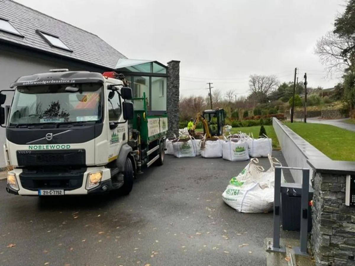 Premium Quality Screened Topsoil - Image 4