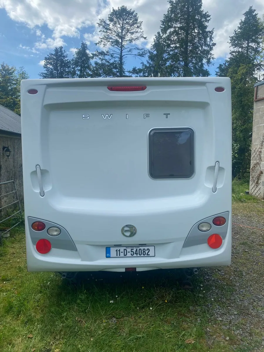 Swift Conquerer 530 Caravan 4 Berth 2008 - Image 4