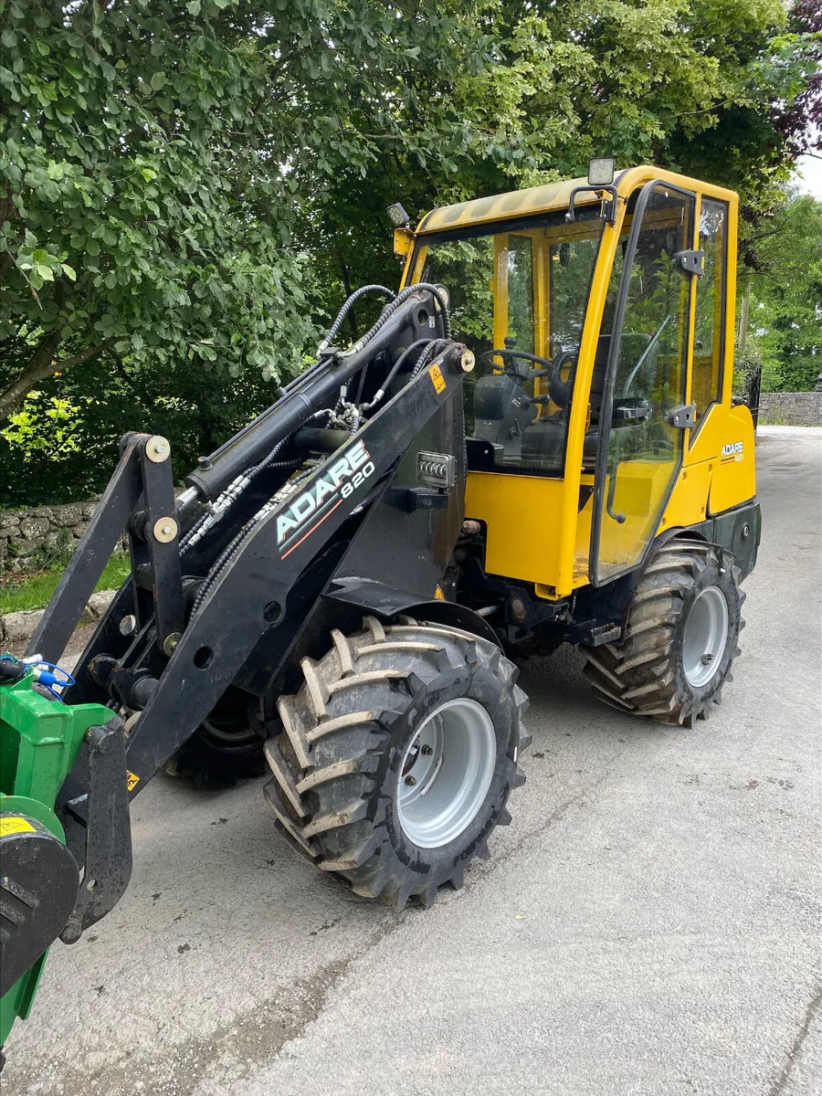 Adare 820 loader for sale - Image 1