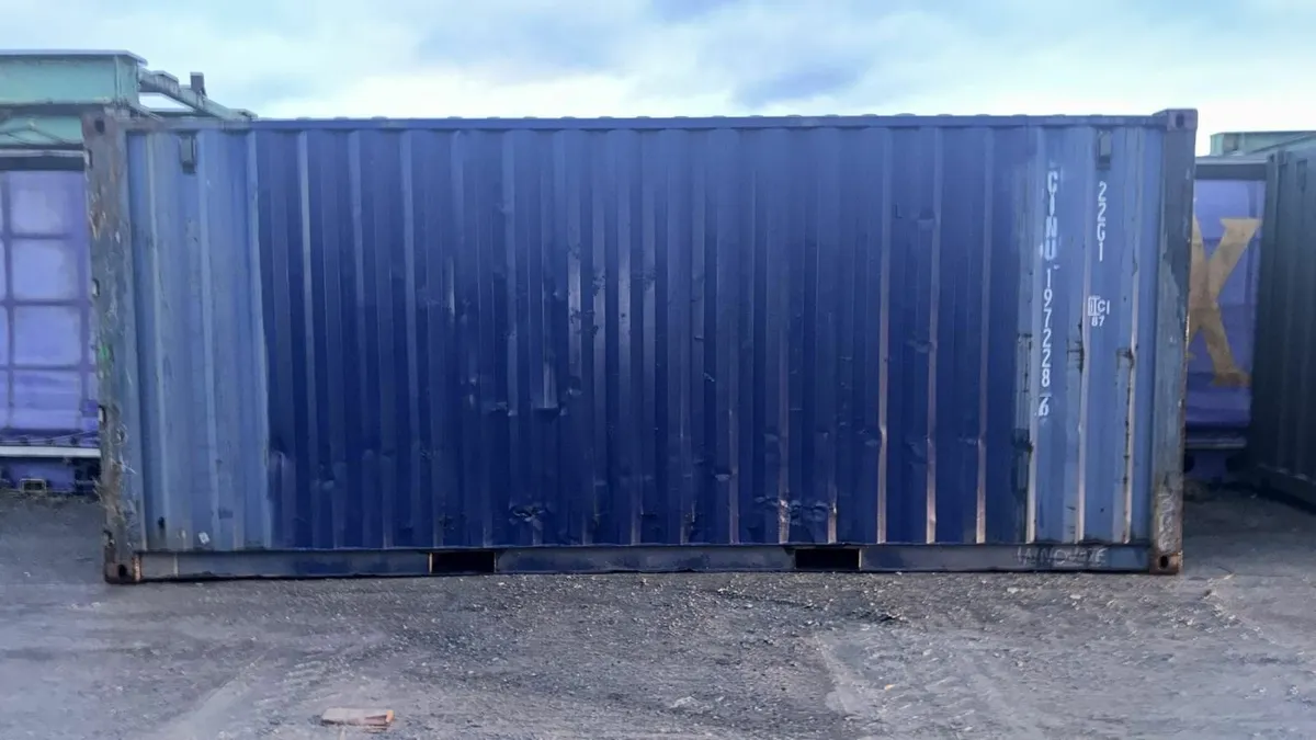 Used 20FT  Containers Watertight / Windtight - Image 4
