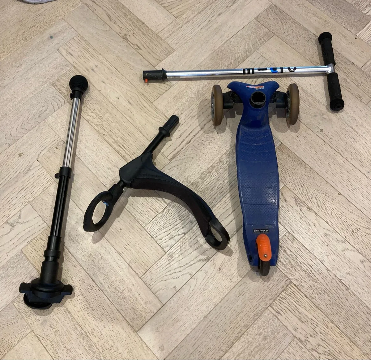 Kids blue 3-in-1 micro scooter - Image 1