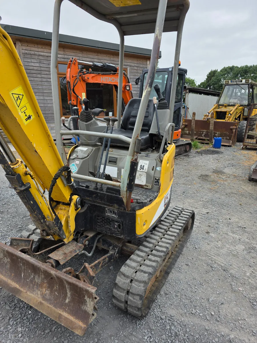 Yanmar 1.7 tonne - Image 4