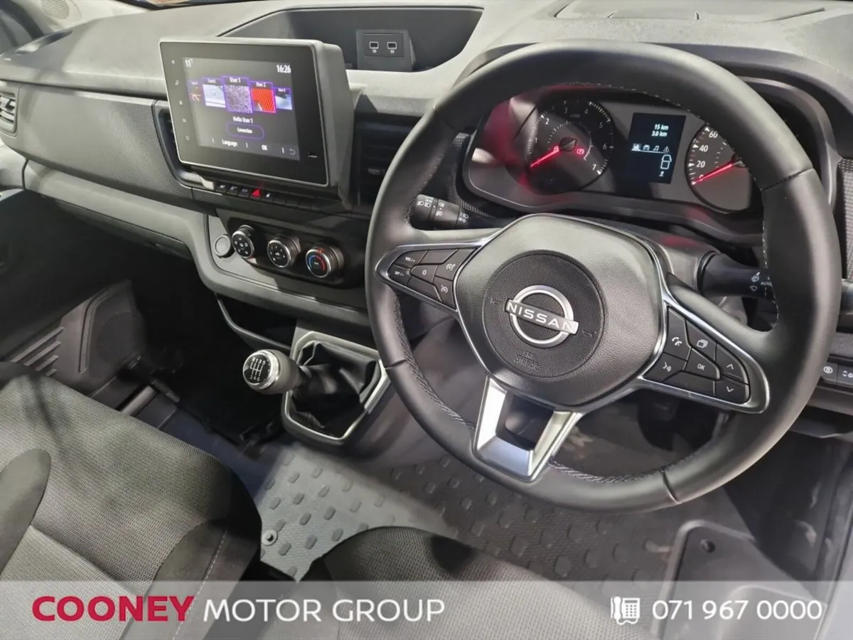 Nissan Primastar L2H1 130 SV. €750 TOOL UP OR FUEL - Image 3