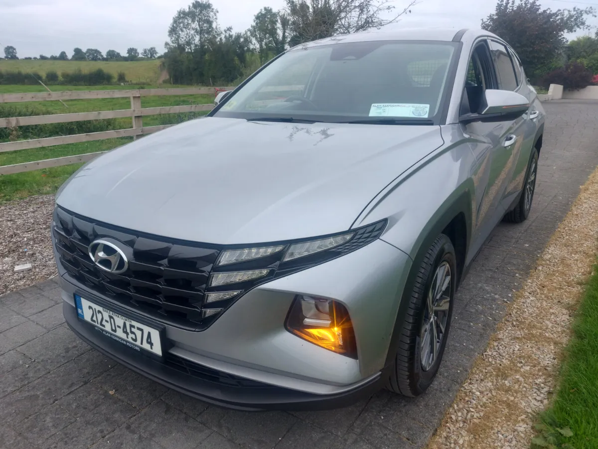 HYUNDAI TUCSON 212' NEW MODEL - Image 3