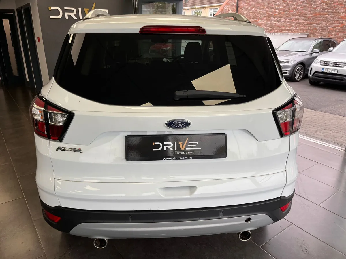 Ford Kuga 2017 1.5 TDCI  Titanium - Image 4